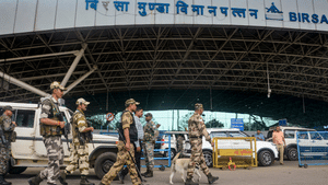 India Pakistan Conflict: പാക് ഡ്രോൺ ആക്രമണം; രാജ്യത്തെ 32 വിമാനത്താവളങ്ങൾ അടച്ചു, നിയന്ത്രണം 5 ദിവസത്തേക്ക് India Pakistan Conflict: പാക് ഡ്രോൺ ആക്രമണം; രാജ്യത്തെ 32 വിമാനത്താവളങ്ങൾ അടച്ചു, നിയന്ത്രണം 5 ദിവസത്തേക്ക്