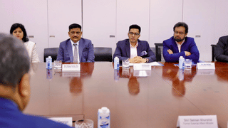 S Jaishankar: ‘ഭീകരർ പാകിസ്താനിലാണെങ്കിൽ അവിടെവെച്ച് ആക്രമിക്കും’; ഓപ്പറേഷൻ സിന്ദൂർ അവസാനിച്ചിട്ടില്ലെന്ന് എസ് ജയ്ശങ്കർ