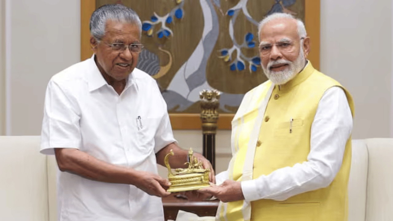 Pinarayi Vijayan-PM Modi: കോഴിക്കോട് കിനാലൂരിൽ തന്നെ എയിംസ് വേണം; പ്രധാനമന്ത്രിയുമായി കൂടിക്കാഴ്ച നടത്തി മുഖ്യമന്ത്രി