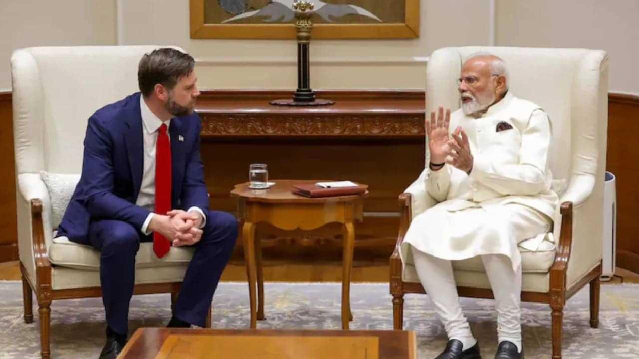 പിഒകെ തിരിച്ചുപിടിക്കുക മാത്രമാണ് അവശേഷിക്കുന്നത്; മറ്റ് ചർച്ചകൾക്കില്ലെന്ന് വാൻസിനോട് പ്രധാനമന്ത്രി മോദി പിഒകെ തിരിച്ചുപിടിക്കുക മാത്രമാണ് അവശേഷിക്കുന്നത്; മറ്റ് ചർച്ചകൾക്കില്ലെന്ന് വാൻസിനോട് പ്രധാനമന്ത്രി മോദി