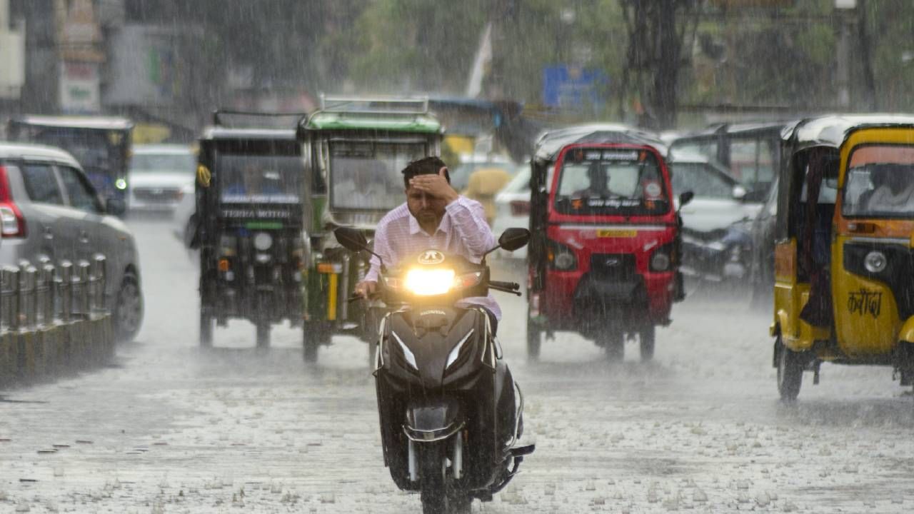 Kerala Rain Alert: സംസ്ഥാനത്ത് വേനല്‍മഴ ശക്തമാകുന്നു; നാല് ജില്ലകളില്‍ യെല്ലോ അലര്‍ട്ട്; ജാഗ്രതാ നിർദേശം