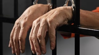 Iran Strikes Israel: ഇസ്രായേലില്‍ ഇറാന്റെ കനത്ത മിസൈലാക്രമണം; 10 പേര്‍ കൊല്ലപ്പെട്ടു