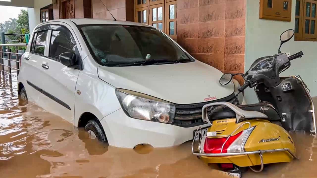 Karnataka Rain: കർണാടകയിൽ മഴക്കെടുതി രൂക്ഷം; 71 പേർ മരിച്ചെന്ന് മുഖ്യമന്ത്രി