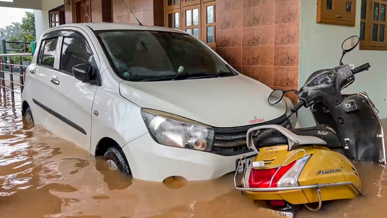 Karnataka Rain: കർണാടകയിൽ മഴക്കെടുതി രൂക്ഷം; 71 പേർ മരിച്ചെന്ന് മുഖ്യമന്ത്രി