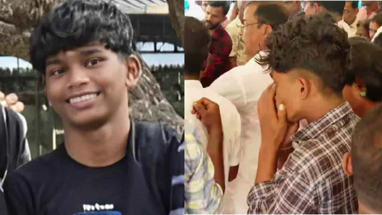 Ananthu Death: അനന്തുവിന്റെ മൃതദേഹം വീട്ടിലെത്തിച്ചു; വിങ്ങലായി സഹപാഠികള്; വീട്ടുകാരെ ആശ്വസിപ്പിക്കാനാകാതെ പ്രിയപ്പെട്ടവർ Ananthu Death: അനന്തുവിന്റെ മൃതദേഹം വീട്ടിലെത്തിച്ചു; വിങ്ങലായി സഹപാഠികള്; വീട്ടുകാരെ ആശ്വസിപ്പിക്കാനാകാതെ പ്രിയപ്പെട്ടവർ