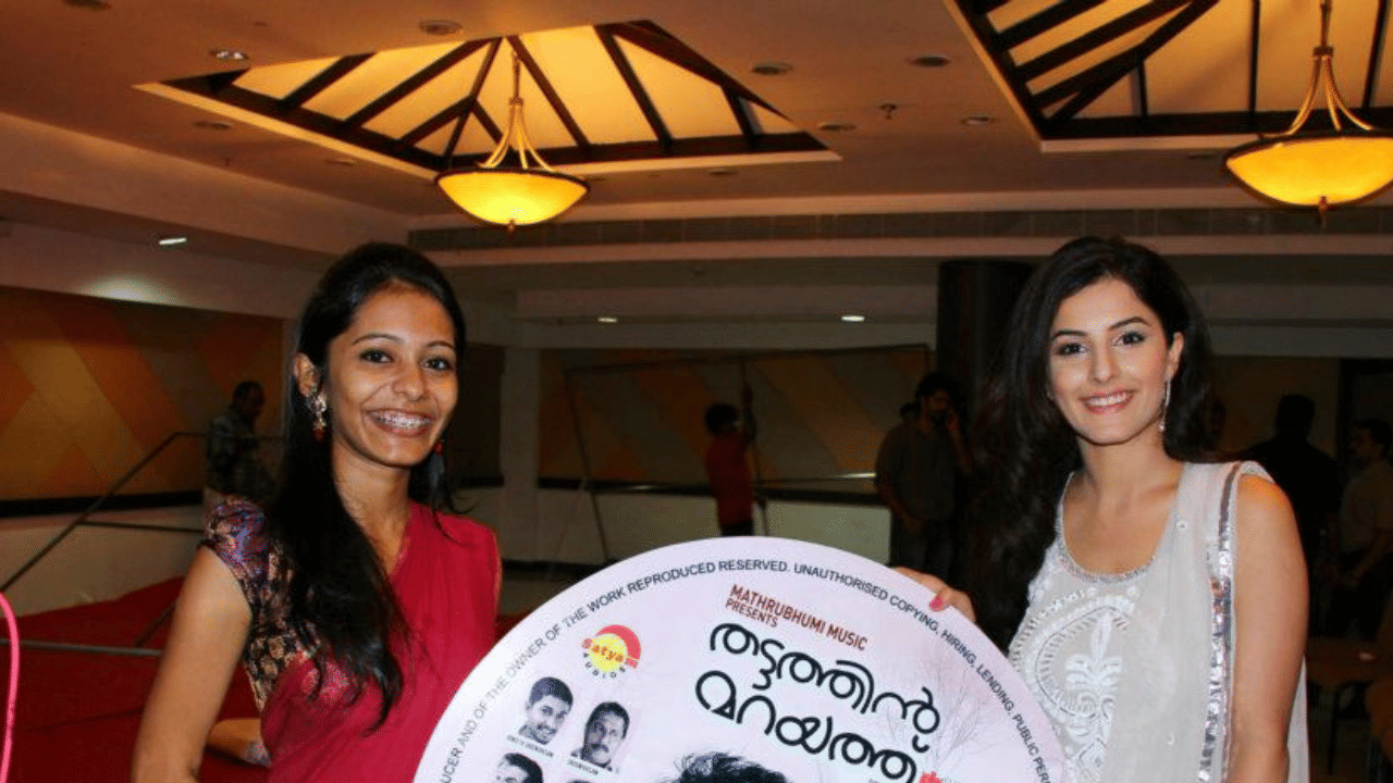 Malayalam women lyricist: തട്ടത്തിൻ മറയത്തെ പെണ്ണ്, മലയാളത്തിലെ ഈ പാട്ടെഴുത്തുകാരിയെ അറിയുമോ?