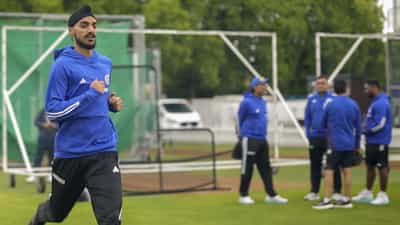 India vs England Test: ലോക ടെസ്റ്റ് ചാമ്പ്യന്ഷിപ്പിലേക്കുള്ള ആദ്യ പരീക്ഷ; ഇംഗ്ലണ്ടിനെതിരായ പരമ്പരയ്ക്ക് വമ്പന് പരിശീലനവുമായി ഇന്ത്യ India vs England Test: ലോക ടെസ്റ്റ് ചാമ്പ്യന്ഷിപ്പിലേക്കുള്ള ആദ്യ പരീക്ഷ; ഇംഗ്ലണ്ടിനെതിരായ പരമ്പരയ്ക്ക് വമ്പന് പരിശീലനവുമായി ഇന്ത്യ