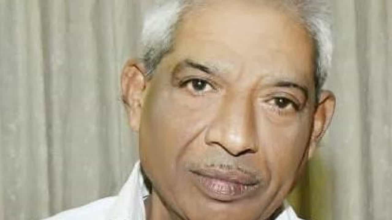 Aryadan Mammu: ആ തണലും മാഞ്ഞെന്ന് ആര്യാടന്‍ ഷൗക്കത്ത്; പ്രിയപ്പെട്ട ബാപ്പുവിന്റെ വിയോഗത്തിന്റെ വേദനയില്‍ നിയുക്ത എംഎല്‍എ