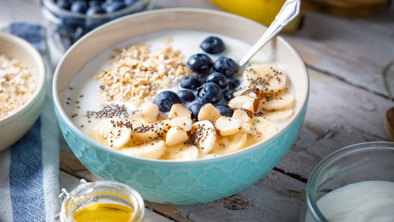 Breakfast Mistakes: പ്രഭാതഭക്ഷണത്തോടൊപ്പം ഏത്തപ്പഴം കഴിക്കാമോ? രാവിലെ ഒന്നിച്ച് കഴിക്കാൻ പാടില്ലാത്ത ഭക്ഷണങ്ങൾ Breakfast Mistakes: പ്രഭാതഭക്ഷണത്തോടൊപ്പം ഏത്തപ്പഴം കഴിക്കാമോ? രാവിലെ ഒന്നിച്ച് കഴിക്കാൻ പാടില്ലാത്ത ഭക്ഷണങ്ങൾ