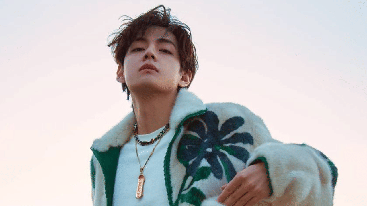 കാർ കളക്ഷന്റെ കാര്യത്തിലും താരം പുറകിലല്ല. 60 ലക്ഷത്തോളം വിലവരുന്ന ജെനസിസ് ജിവി 80 എസ്‌യുവി താരത്തിന് സ്വന്തമായുണ്ട്. കൂടാതെ, പോർഷെ പനാമേര ജിടിഎസും, ലംബോർഗിനി അവന്റഡോർ എസ്സും താരത്തിന് സ്വന്തമായുണ്ടെന്നാണ് റിപ്പോർട്ടുകൾ. (Image Credits: Instagram)