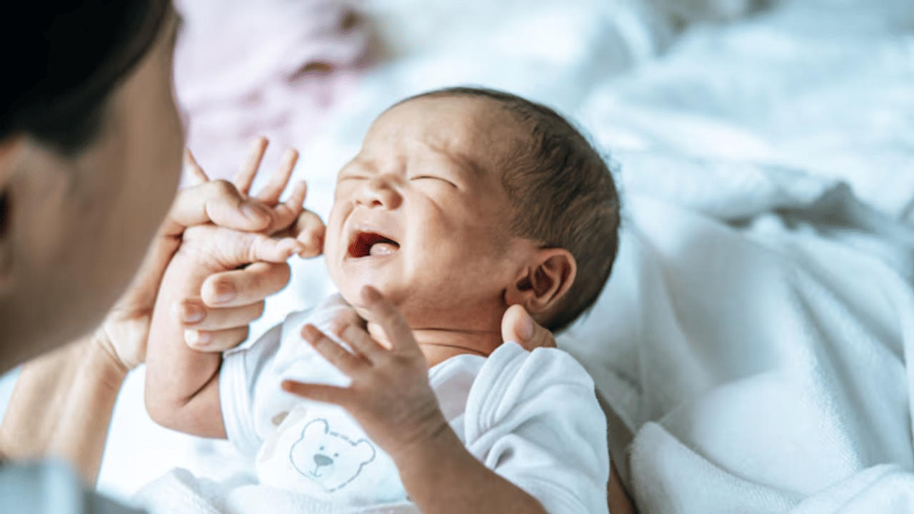 Monsoon health tips: മഴക്കാലത്തും  കുഞ്ഞുങ്ങളുടെ തല വിയർക്കുന്നത് ശ്രദ്ധിച്ചിട്ടുണ്ടോ … ഇതാണ് കാരണം