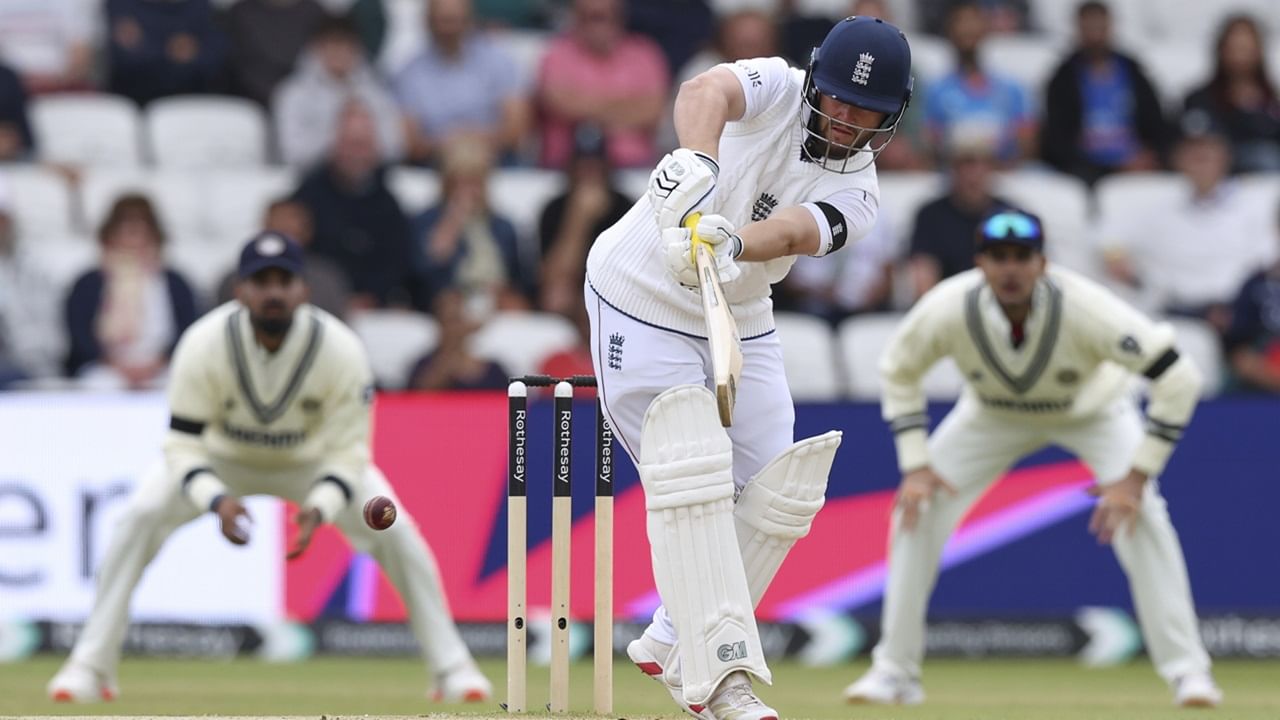India vs England: ഇത്തവണ ബുംറയ്ക്കും കഴിഞ്ഞില്ല; പിടിമുറുക്കി ക്രൗളിയും ഡക്കറ്റും
