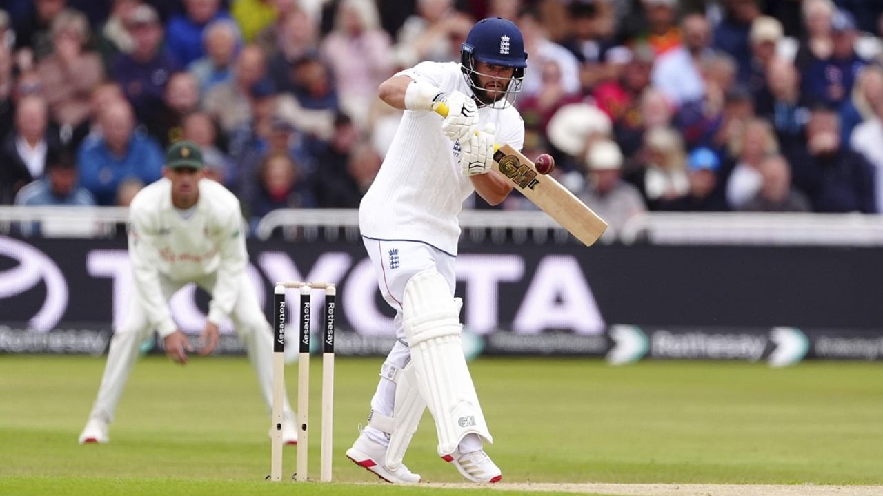 പട്ടികയില് ഇംഗ്ലണ്ടിന്റെ സര്വാധിപത്യം. മൂന്നാമതുള്ളത് ഇംഗ്ലണ്ട് ബാറ്റര് ബെന് ഡക്കറ്റ്. 41 മത്സരങ്ങളില് നിന്നു 1470 റണ്സ്. 153 ഹൈ സ്കോര്. 36.75 ആവറേജ്. രണ്ട് സെഞ്ചുറി. 8 അര്ധ സെഞ്ചുറി.