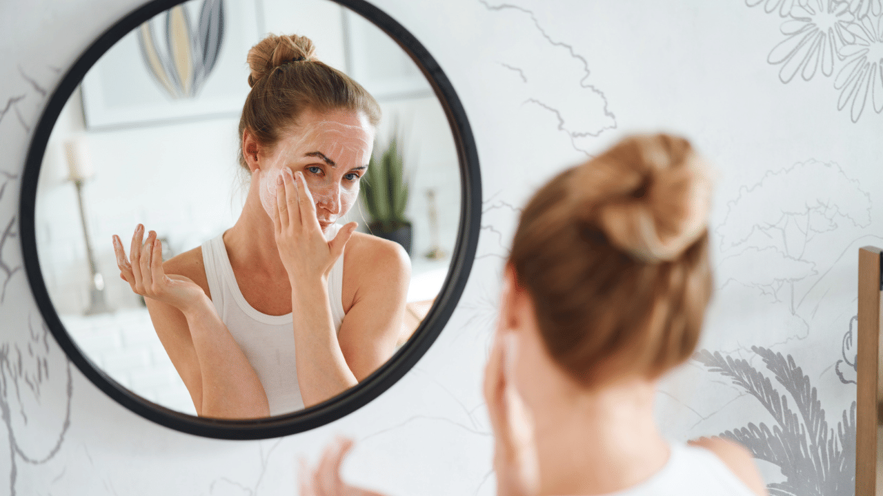 Cosmetic treatment issues: യൗവ്വനം നിലനിർത്താനുള്ള ചികിത്സ ആളെ കൊല്ലിയോ? സൗന്ദര്യ ചികിത്സയുടെ ഭീകരമുഖം