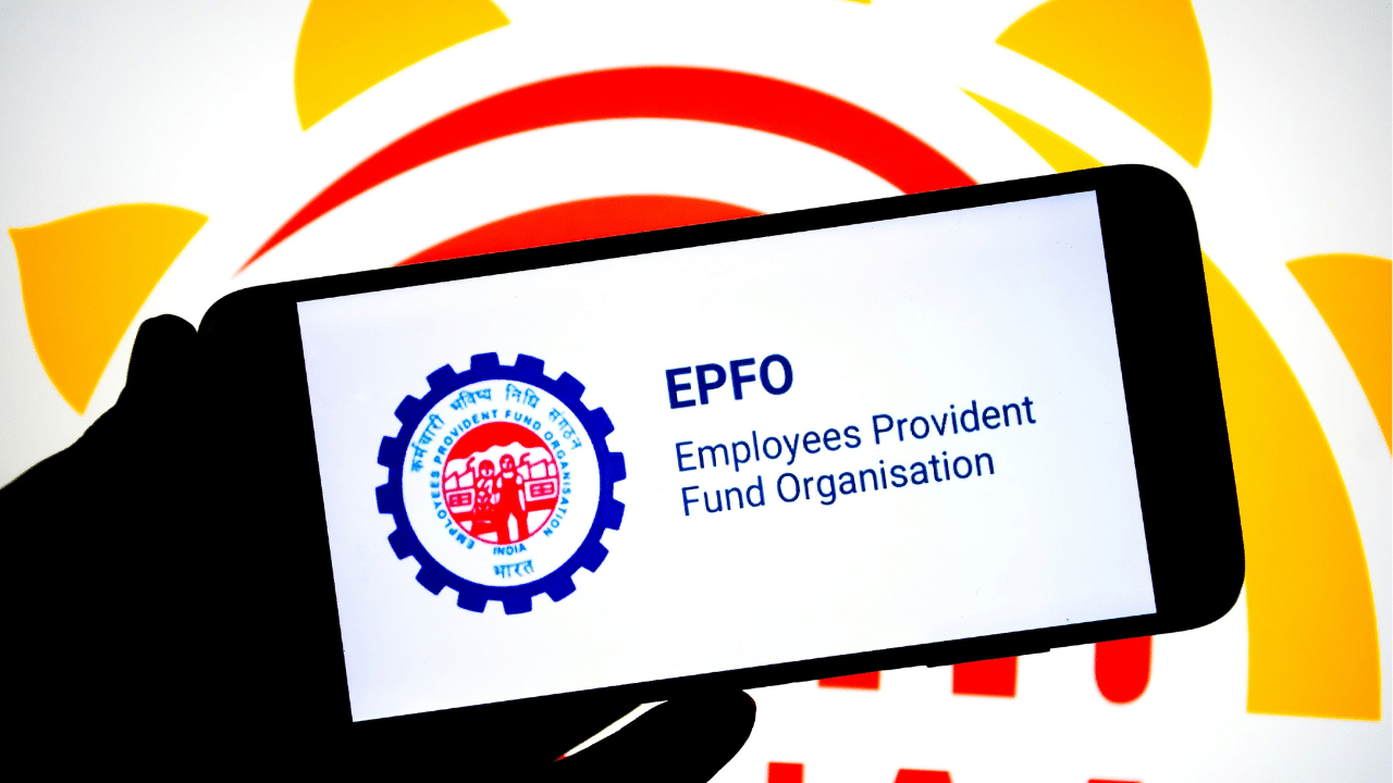 EPFO: ഇടനിലക്കാരുടെ കെണിയിൽ വീഴരുത്; ഔദ്യോഗിക പോർട്ടൽ ഉപയോഗിക്കാൻ ആവശ്യപ്പെട്ട് ഇപിഎഫ്ഒ EPFO: ഇടനിലക്കാരുടെ കെണിയിൽ വീഴരുത്; ഔദ്യോഗിക പോർട്ടൽ ഉപയോഗിക്കാൻ ആവശ്യപ്പെട്ട് ഇപിഎഫ്ഒ