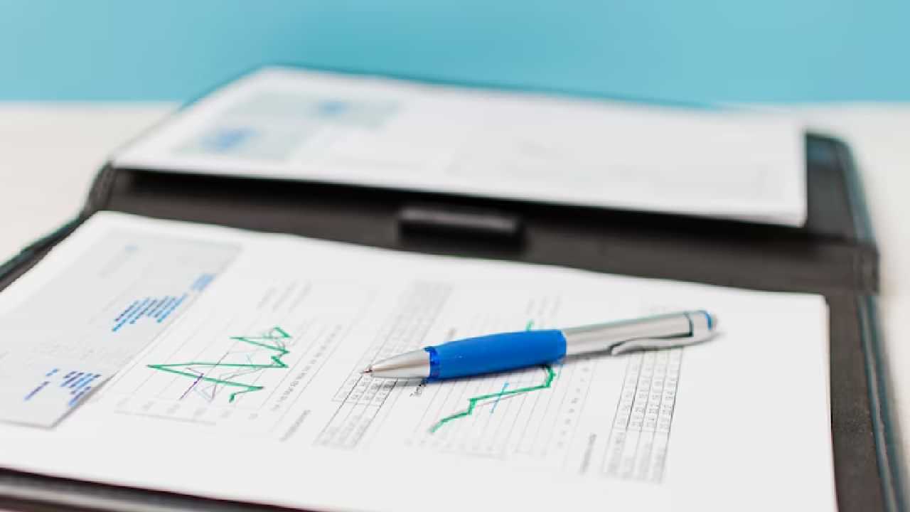 Kerala Plus One Revaluation: പ്ലസ് വണ്‍ പുനര്‍മൂല്യനിര്‍ണയത്തിന് എങ്ങനെ അപേക്ഷിക്കാം? ഫീസ് എത്ര?