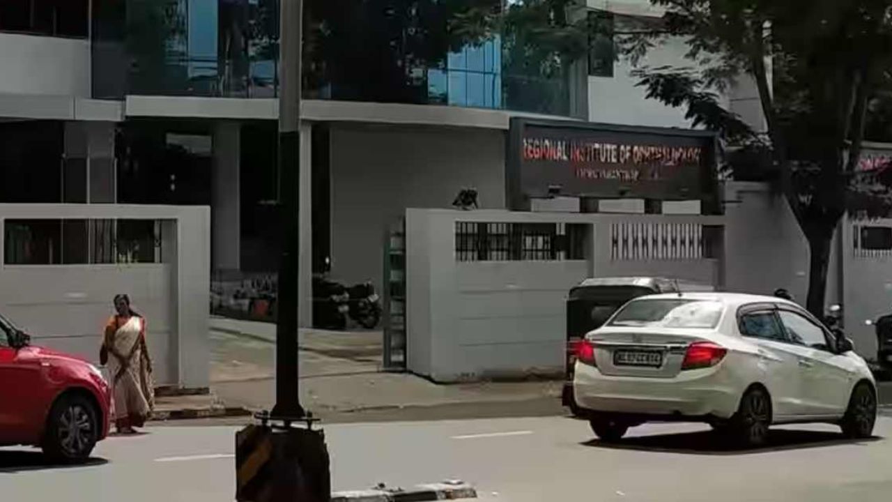 Treatment Mistake: ഇടതുകണ്ണിനുള്ള ഇഞ്ചക്ഷന്‍ നല്‍കിയത് വലതുകണ്ണില്‍; ഡോക്ടറെ സസ്‌പെന്‍ഡ് ചെയ്തു