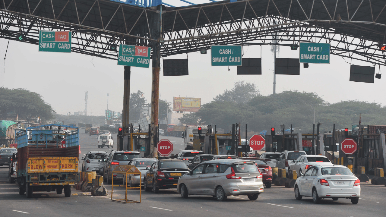 FASTag Annual Pass: ഹൈവേ യാത്രയ്ക്ക് 3000 മുടക്കാൻ തയ്യാറാണോ!: എങ്കിൽ നിങ്ങൾ അറിഞ്ഞിരിക്കേണ്ടത് എന്തെല്ലാം