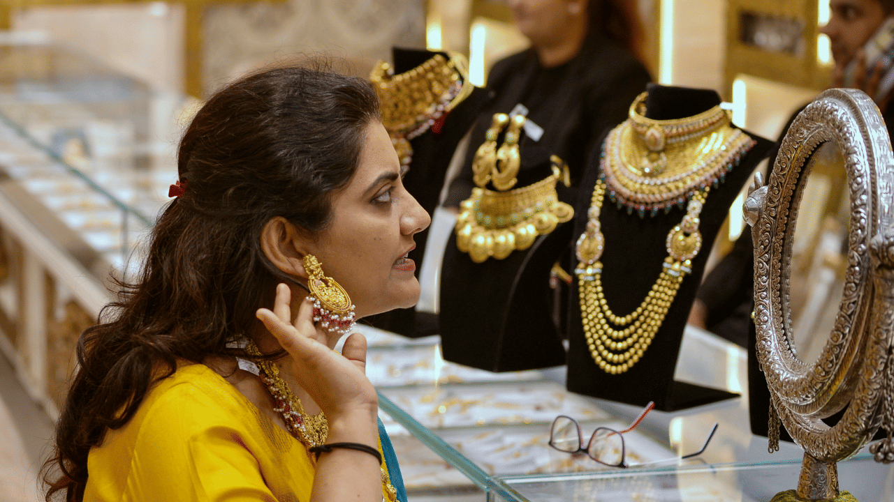 Kerala Gold Rate Today: ആഭരണപ്രേമികൾക്ക് വീണ്ടും നിരാശ; സ്വർണവിലയിൽ കുതിപ്പ്; ഇന്നത്തെ നിരക്ക് അറിയാം