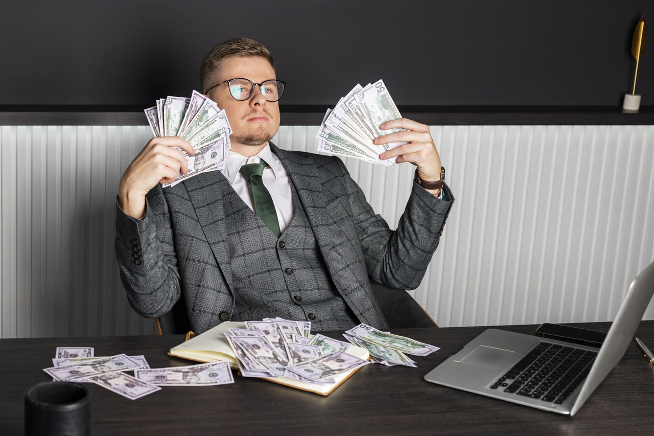 Investments: 50 ലക്ഷം വരുമാനം കിട്ടിയിട്ടും നീക്കിയിരുപ്പില്ല, നിക്ഷേപവും 0 ; ഞെട്ടിക്കുന്ന സർവേ Investments: 50 ലക്ഷം വരുമാനം കിട്ടിയിട്ടും നീക്കിയിരുപ്പില്ല, നിക്ഷേപവും 0 ; ഞെട്ടിക്കുന്ന സർവേ