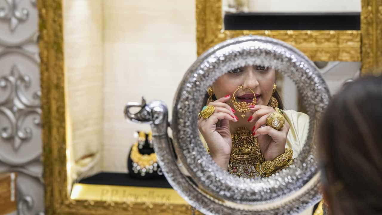 Kerala Gold Rate: ഇനി വില കുറയണമെങ്കില്‍ ഇസ്രായേലും ഇറാനും വിചാരിക്കണം; സ്വര്‍ണാഭരണമോഹമൊക്കെ ഗോവിന്ദ