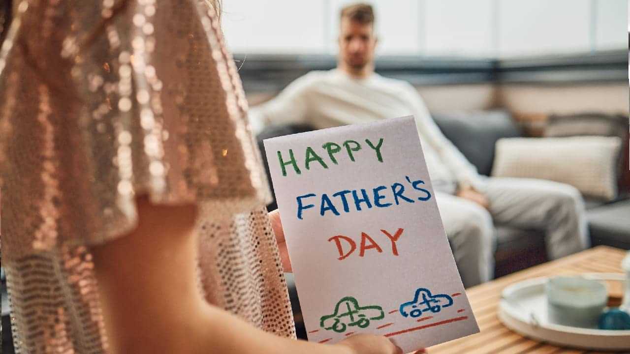 Happy Fathers Day 2025: നാളെ ഫാദേഴ്സ് ഡേ! നിങ്ങളുടെ ഡാഡി കൂളിന് ആശംസകൾ കൈമാറാം Happy Fathers Day 2025: നാളെ ഫാദേഴ്സ് ഡേ! നിങ്ങളുടെ ഡാഡി കൂളിന് ആശംസകൾ കൈമാറാം