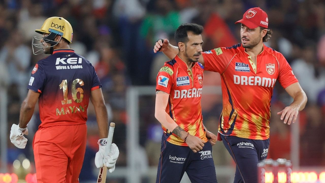 IPL 2025 Final RCB vs PBKS: ഇനി പഞ്ചാബിന്റെ ചേസിങ്; മറികടക്കേണ്ടത് 190 റണ്സ്; ആവേശക്കൊടുമുടിയേറി ഐപിഎല് ഫൈനല് IPL 2025 Final RCB vs PBKS: ഇനി പഞ്ചാബിന്റെ ചേസിങ്; മറികടക്കേണ്ടത് 190 റണ്സ്; ആവേശക്കൊടുമുടിയേറി ഐപിഎല് ഫൈനല്