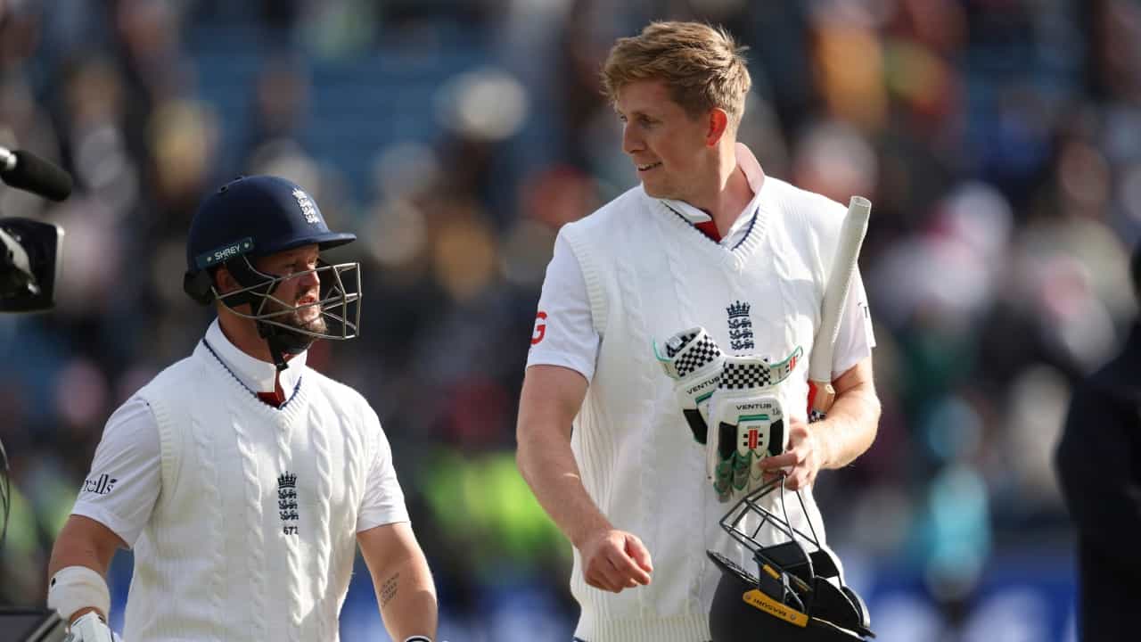 India vs England: 90 ഓവർ, 10 വിക്കറ്റ്, 350 റൺസ്; ഇന്ത്യ - ഇംഗ്ലണ്ട് ഒന്നാം ടെസ്റ്റ് ത്രില്ലിങ് എൻഡിലേക്ക്