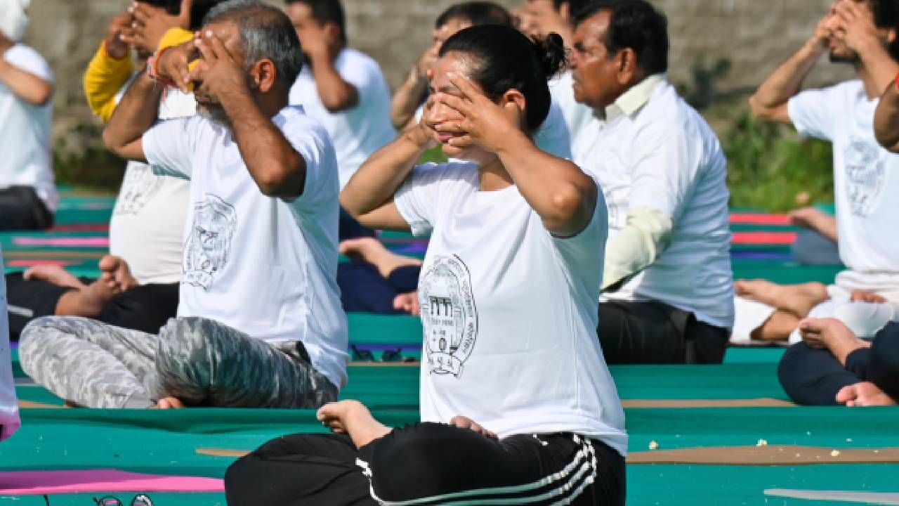 International Yoga Day 2025: ‘ഏക ലോകത്തിനും ആരോഗ്യത്തിനും യോഗ’; ഇന്ന് അന്താരാഷ്‌ട്ര യോ​ഗ ദിനം