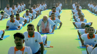 International Yoga Day 2025: വെറുമൊരു വ്യായാമമല്ല… ലോകത്തെ അസ്വസ്ഥതകൾക്കിടയിലും സമാധാനത്തിലേക്കുള്ള ദിശയാണ് യോഗ; നരേന്ദ്ര മോദി