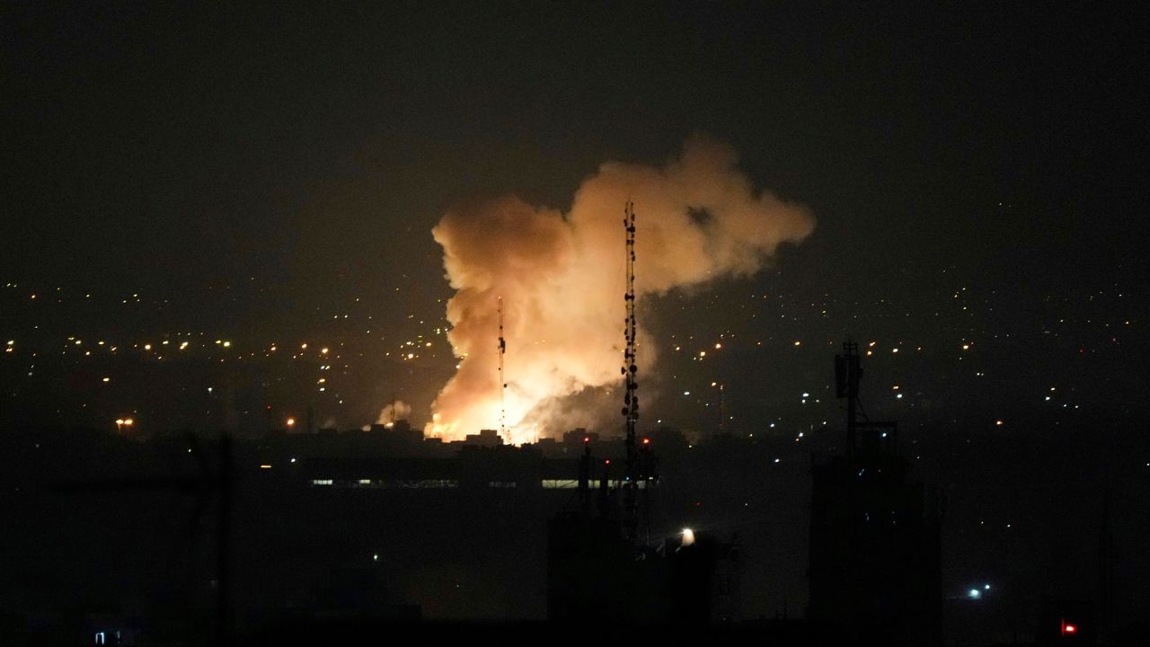 Israel-Iran Tension : ഇറാനിൽ വീണ്ടും ഇസ്രായേൽ ആക്രമണം; ടെഹ്റാനിൽ ഉഗ്രസ്ഫോടനം ഉണ്ടായിയെന്ന് റിപ്പോർട്ട്