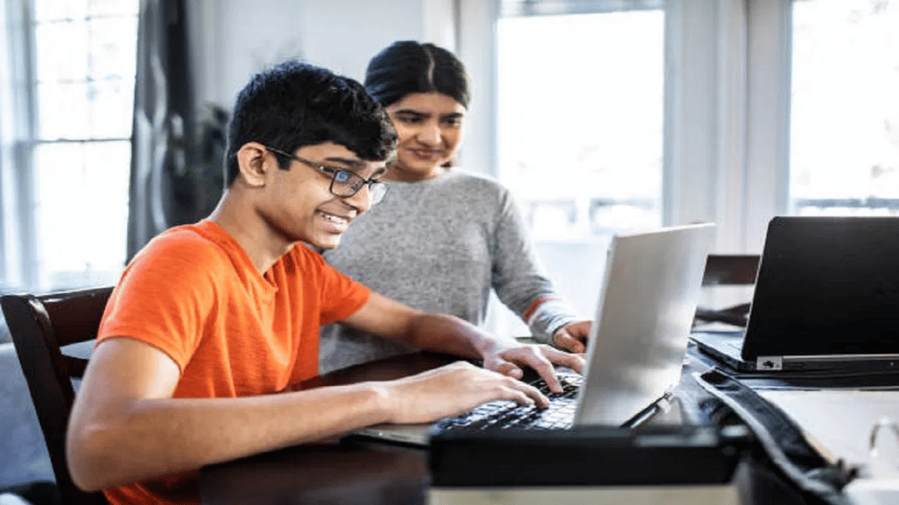 Kerala Plus One Admission 2025: പ്ലസ് വൺ ആദ്യ അലോട്ട്മെൻ്റ് പ്രവേശനം ഇന്ന് അവസാനിക്കും; ഇക്കാര്യങ്ങൾ മറക്കരുത്