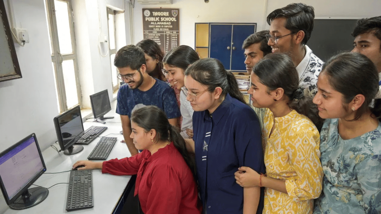 Kerala Plus One Admission 2025: പ്ലസ് വൺ പ്രവേശനം; ഇന്ന് വൈകിട്ട് വരെ അപേക്ഷിക്കാം, ആദ്യ സപ്ലിമെന്ററി അലോട്ട്മെന്റ് വ്യാഴാഴ്ച Kerala Plus One Admission 2025: പ്ലസ് വൺ പ്രവേശനം; ഇന്ന് വൈകിട്ട് വരെ അപേക്ഷിക്കാം, ആദ്യ സപ്ലിമെന്ററി അലോട്ട്മെന്റ് വ്യാഴാഴ്ച