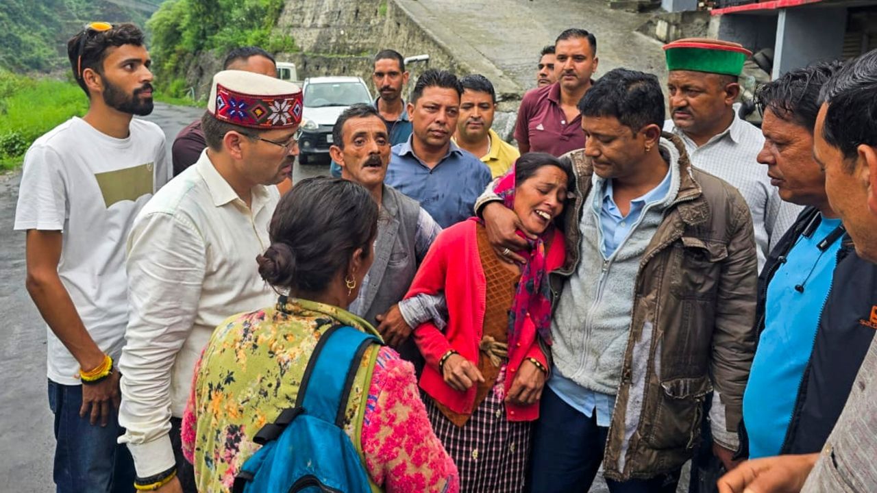 Himachal Flash Flood: ഹിമാചല്‍ മേഘവിസ്‌ഫോടനം; രണ്ട് മരണം, 20 പേര്‍ ഒഴുകിപോയതായി സംശയം