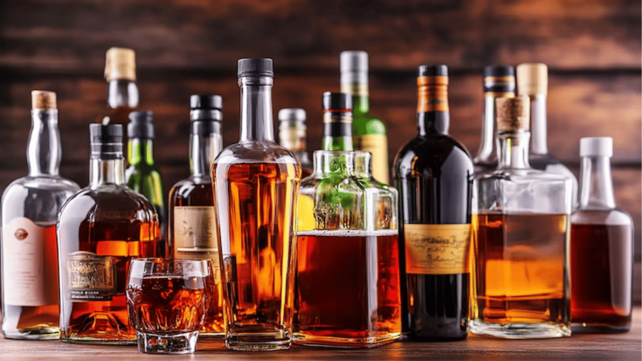 Nilambur By Election 2025: നിലമ്പൂർ ഉപതിരഞ്ഞെടുപ്പ്: ഡ്രൈ ഡേ പ്രഖ്യാപിച്ചു, കനത്ത നിരീക്ഷണമുണ്ടായിരിക്കുമെന്ന് അധികൃതർ