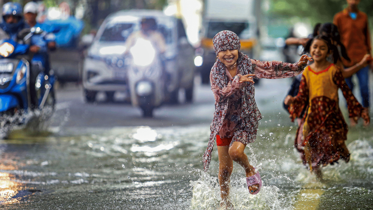 Kerala Rain School Holiday: കനത്ത മഴ; ഈ വിദ്യാഭ്യാസ ജില്ലയിൽ മാത്രം ഇന്ന് അവധി
