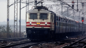 RRB NTPC Admit Card 2025: റെയിൽവേ ഉദ്യോഗാർഥികളുടെ കാത്തിരിപ്പിന് വിരാമം: പരീക്ഷ നാളെ മുതൽ, അറിയേണ്ടതെല്ലാം