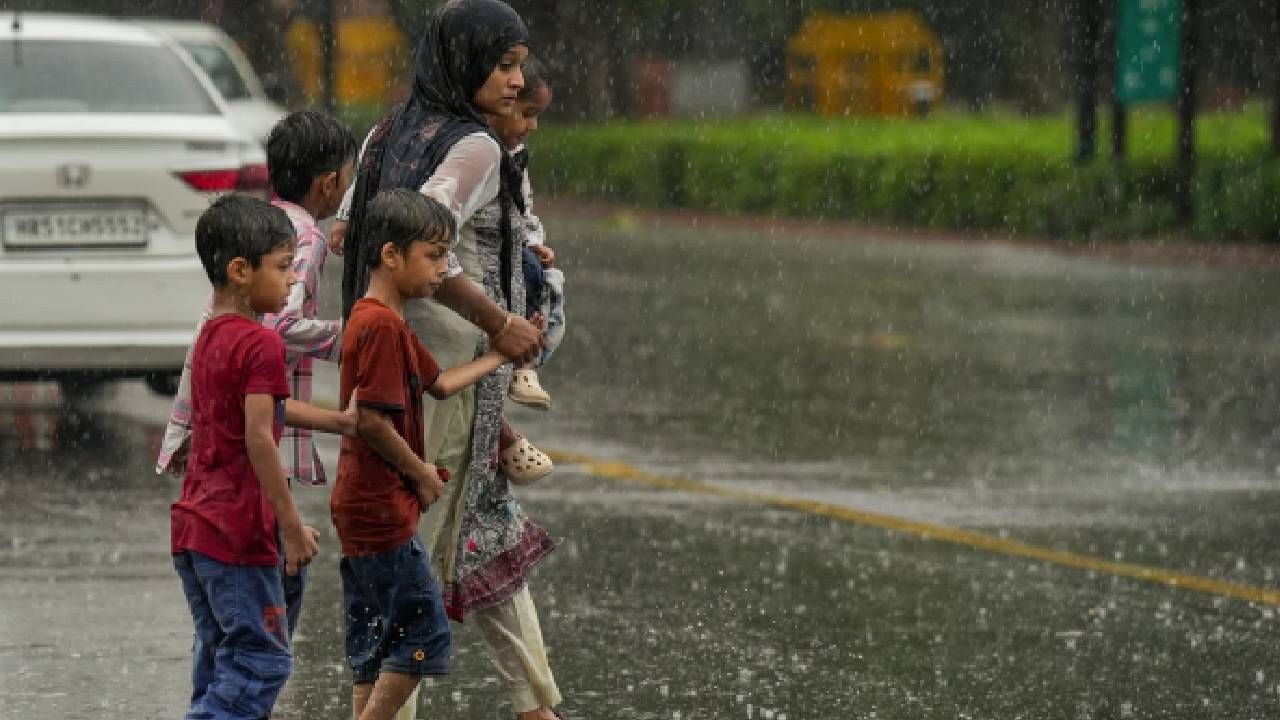 Kerala Rain Alert Update: ആശ്വസിക്കാന്‍ വകയില്ല: സംസ്ഥാനത്ത് മഴ തുടരും; ഇന്ന് രണ്ട് ജില്ലകളിൽ യെല്ലോ അലർട്ട്