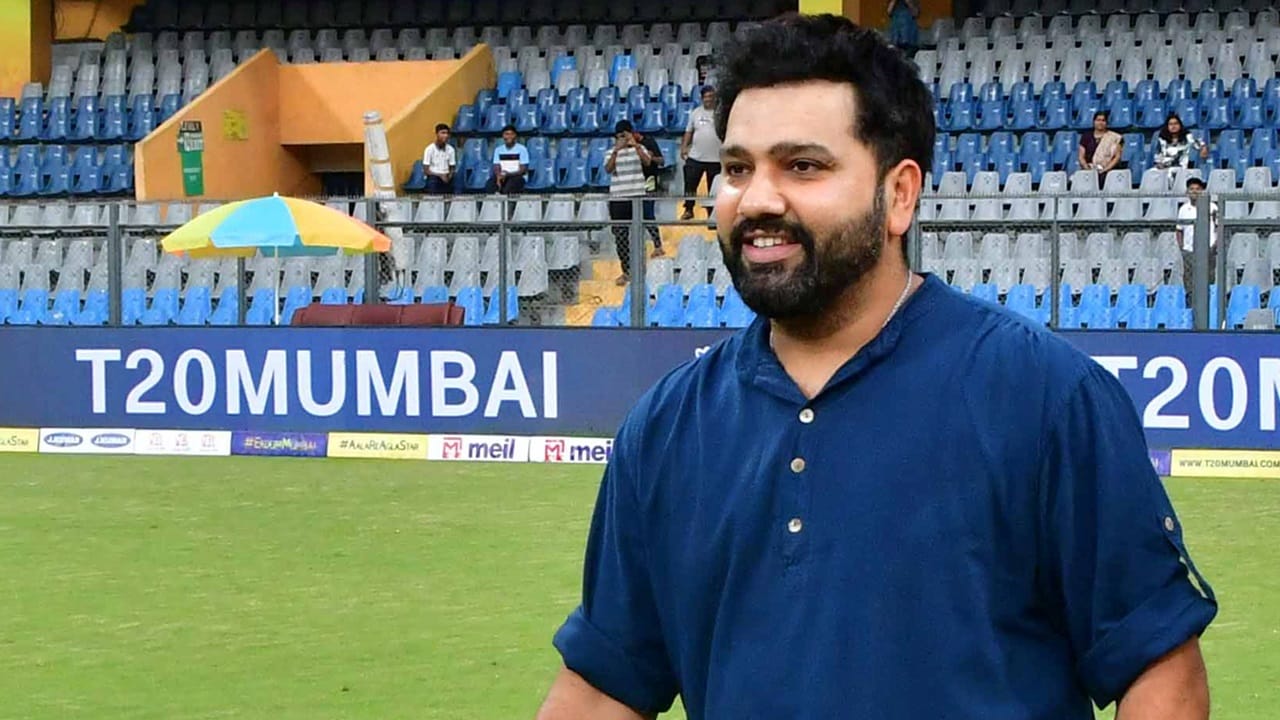 വോര്‍ലിയിലെ ഹാജി അലിയും കടന്നു മുന്നോട്ടുപോയി. അപ്പോള്‍ ഐസ്‌ക്രീം കട എവിടെയാണെന്ന് അവള്‍ ചോദിച്ചു. ബാന്ദ്രയ്ക്ക് പുറത്തുള്ള ഒന്നും അവള്‍ക്ക് അറിയില്ലായിരുന്നു. താന്‍ താമസിക്കുന്ന ബോറിവാലിയില്‍ നല്ലൊരു കടയുണ്ടെന്ന് അവളോട് പറഞ്ഞു.