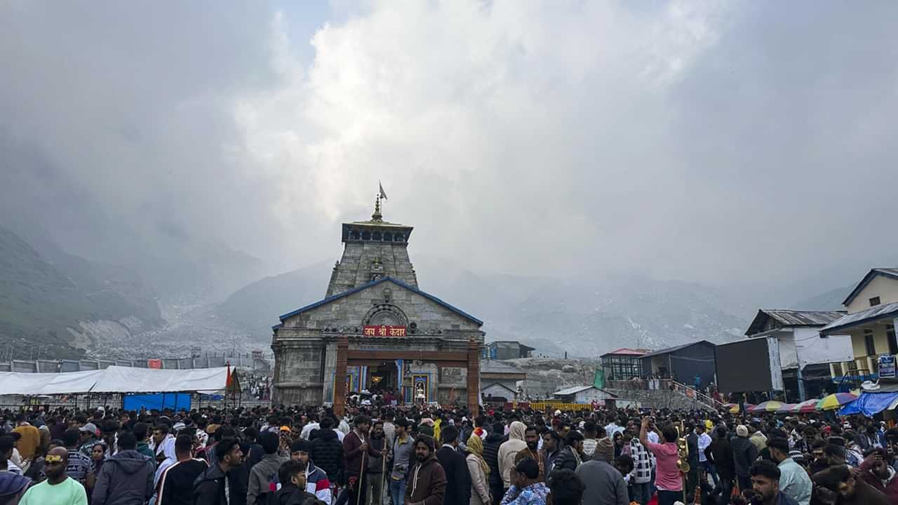 Viral News: കേദാര്‍നാഥിലേക്ക് ആംബുലന്‍സുകള്‍ വാടകയ്‌ക്കെടുത്ത് തീര്‍ത്ഥാടകരുടെ യാത്ര; ഒടുവില്‍ സംഭവിച്ചത്‌