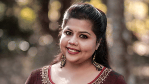 Shine Tom Chacko Car Accident: ‘അന്ന് ഇതേസ്ഥലത്ത് ഞങ്ങളുടെ ബസും അപടകടത്തിൽപ്പെട്ടു; ഒരാൾ മരിച്ചു, സ്ഥിരം അപകടം നടക്കുന്ന സ്ഥലമാണ്’; സ്നേഹ ശ്രീകുമാർ Shine Tom Chacko Car Accident: ‘അന്ന് ഇതേസ്ഥലത്ത് ഞങ്ങളുടെ ബസും അപടകടത്തിൽപ്പെട്ടു; ഒരാൾ മരിച്ചു, സ്ഥിരം അപകടം നടക്കുന്ന സ്ഥലമാണ്’; സ്നേഹ ശ്രീകുമാർ