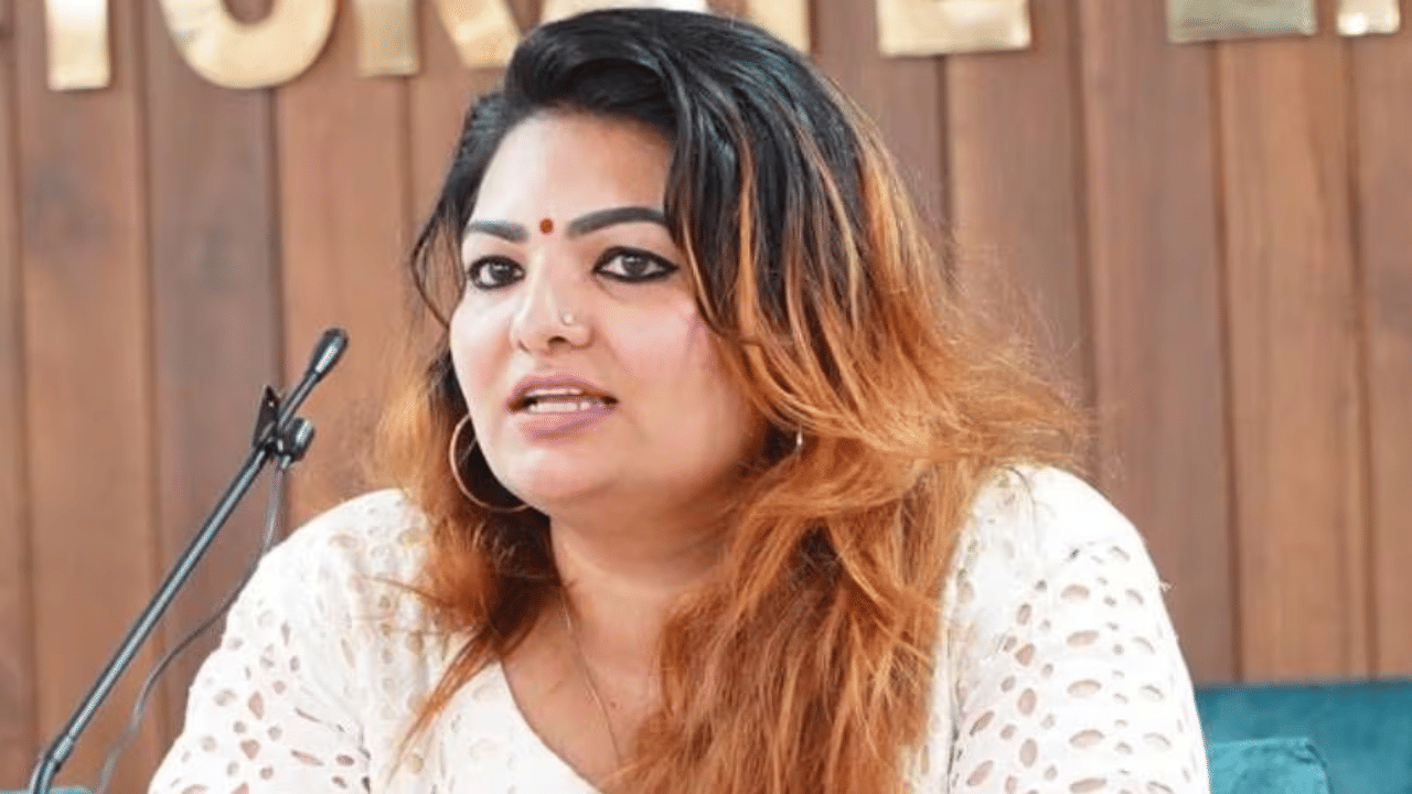 Sandra Thomas: കൂടുതൽ വിളയേണ്ട, തല്ലിക്കൊന്ന് കാട്ടിൽ കളയും: സാന്ദ്ര തോമസിനെതിരെ വധഭീഷണി