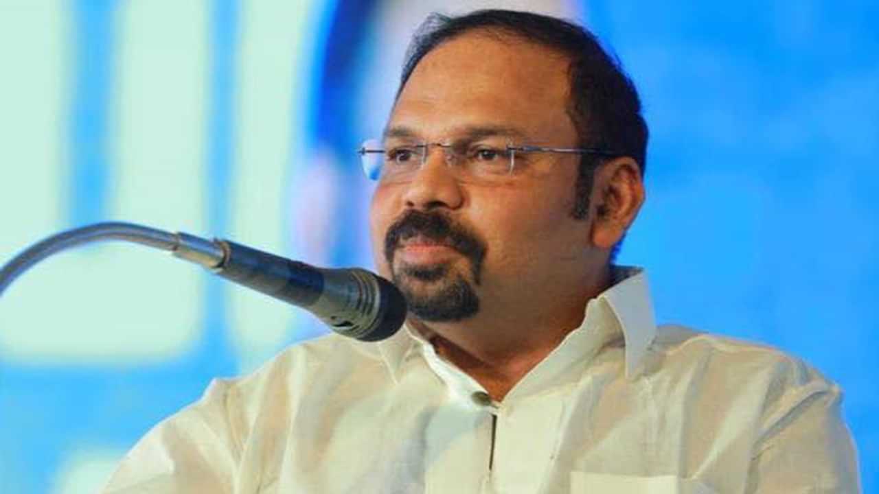 Santhosh George Kulangara: മൂന്ന് സ്ഥാപനങ്ങള്‍ തരുന്ന ശമ്പളമാണ് വരുമാനം; സമ്പാദ്യത്തെക്കുറിച്ച് വെളിപ്പെടുത്തി സന്തോഷ് ജോര്‍ജ് കുളങ്ങര