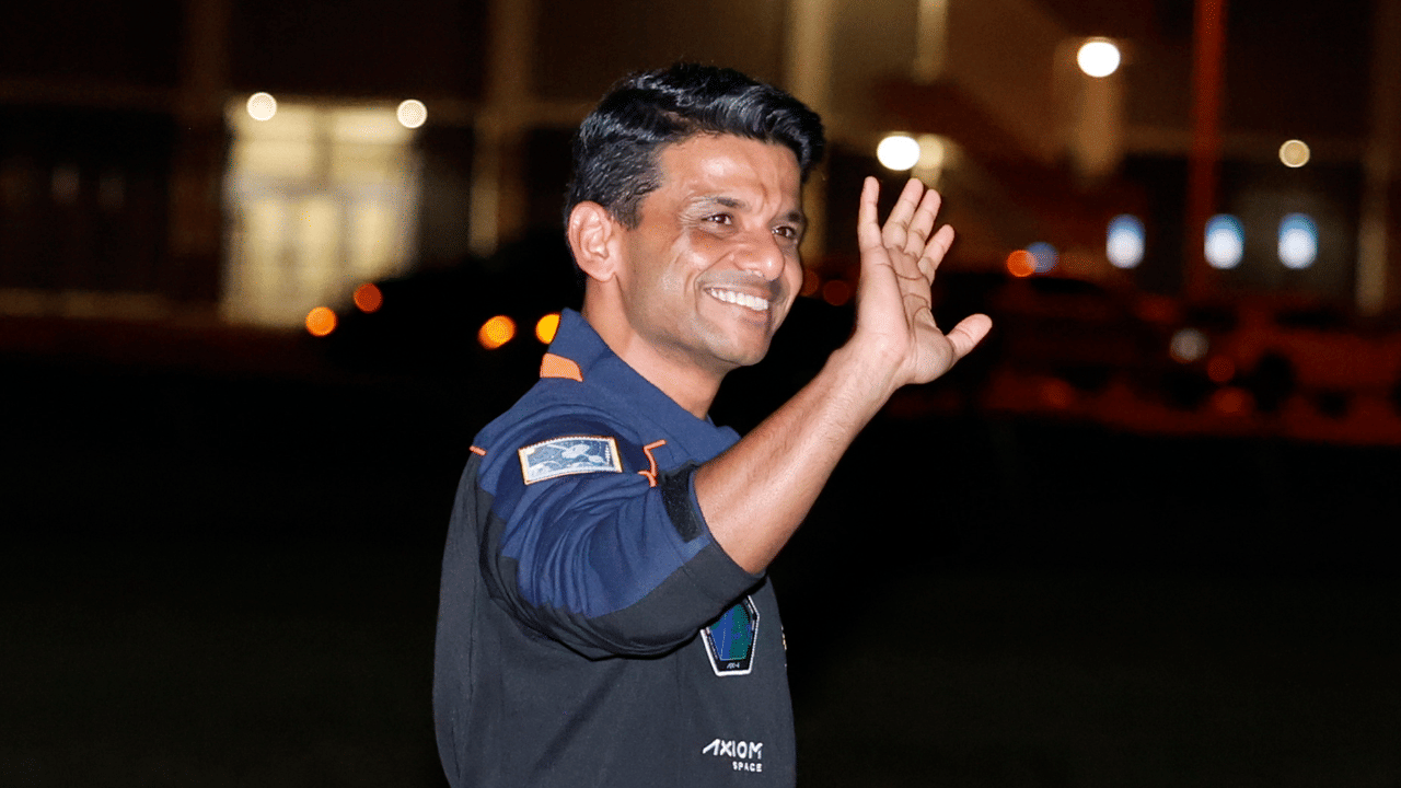 Shubhanshu Shukla: ബഹിരാകാശ യാത്രയിൽ ഹൽവ കയ്യിൽ കരുതി ശുഭാംശു ശുക്ല; ഒപ്പം മറ്റ് ചില ഇന്ത്യൻ വിഭവങ്ങളും