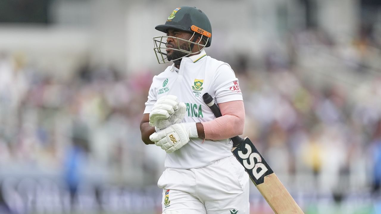 മത്സരത്തില്‍ രണ്ട് ദിനം മാത്രം ശേഷിക്കെ, ദക്ഷിണാഫ്രിക്കയ്ക്ക് ജയിക്കാന്‍ 69 റണ്‍സ് മാത്രം മതി. എട്ട് വിക്കറ്റുകളും ബാക്കിയുണ്ട്.