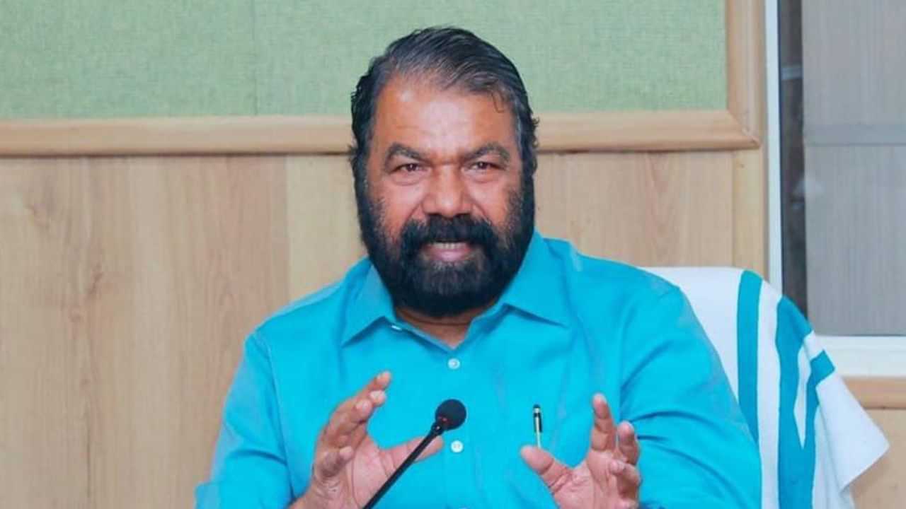 V Sivankutty: സര്‍ക്കാര്‍ സ്‌കൂളുകള്‍ പൂട്ടുന്നുവെന്ന വാര്‍ത്ത വ്യാജം, പൂട്ടിയിട്ടുണ്ടെങ്കില്‍ അത് തുറക്കും: വിദ്യാഭ്യാസമന്ത്രി