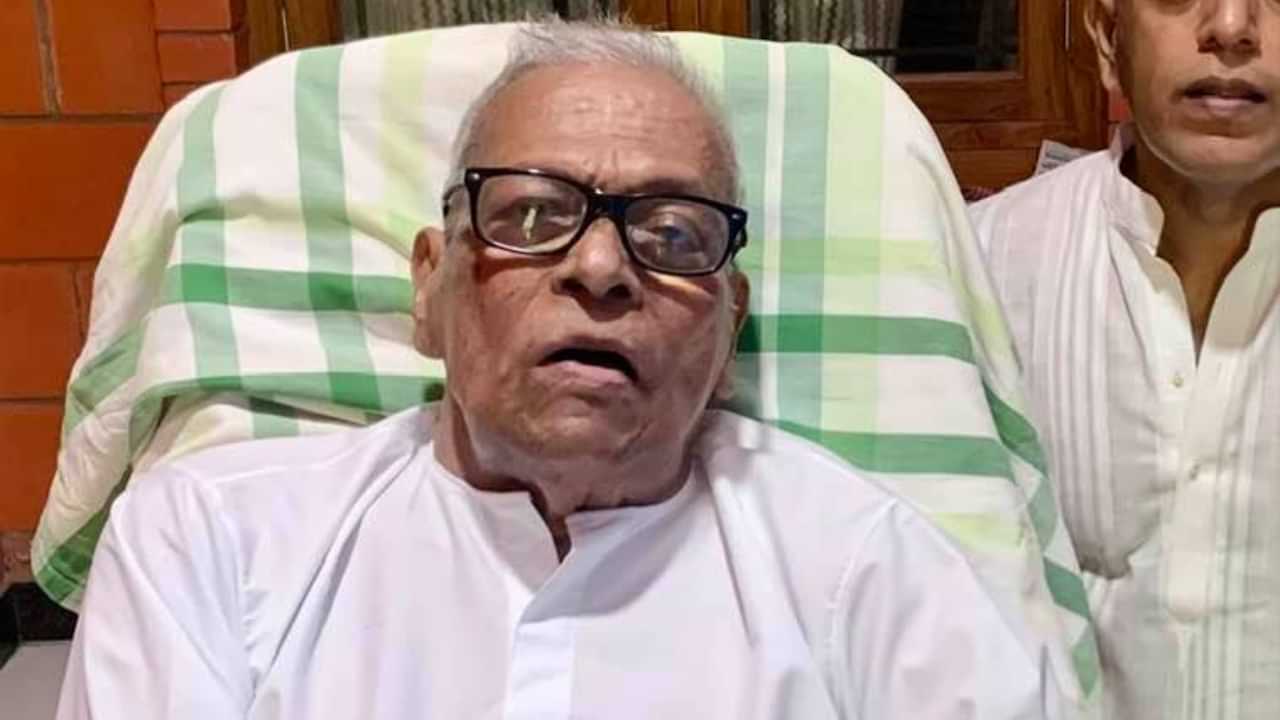 VS Achuthanandan: വൃക്കയുടെ പ്രവർത്തനത്തിൽ ആശങ്ക; വിഎസിൻ്റെ ആരോഗ്യനിലയിൽ അപ്ഡേറ്റ് അറിയിച്ച് ആശുപത്രി അധികൃതർ VS Achuthanandan: വൃക്കയുടെ പ്രവർത്തനത്തിൽ ആശങ്ക; വിഎസിൻ്റെ ആരോഗ്യനിലയിൽ അപ്ഡേറ്റ് അറിയിച്ച് ആശുപത്രി അധികൃതർ
