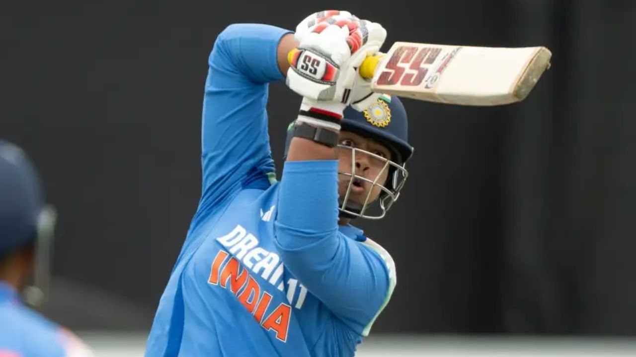 Vaibhav Suryavanshi: ഐപിഎലിലെ വെടിക്കെട്ട് ഇന്ത്യൻ ജഴ്സിയിലും തുടർന്ന് വൈഭവ് സൂര്യവൻശി; ഇംഗ്ലണ്ടിനെതിരെ സിക്സർ മഴ