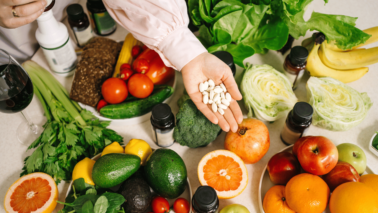 Vitamin D Deficiency: തലക്കറക്കം, ഡിപ്രഷൻ, ക്ഷീണം; ഇവയെല്ലാം വൈറ്റമിൻ ഡിയുടെ കുറവ് മൂലമോ?