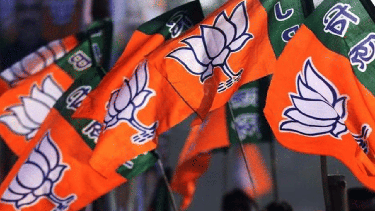 Nilambur by election 2025: നിലമ്പൂർ പോരാട്ടത്തിന് ബിജെപിയും; മൂന്ന് പേർ പരിഗണനയിൽ, രാജീവ് ചന്ദ്രശേഖർ ഇന്ന് മണ്ഡലത്തിലെത്തും?